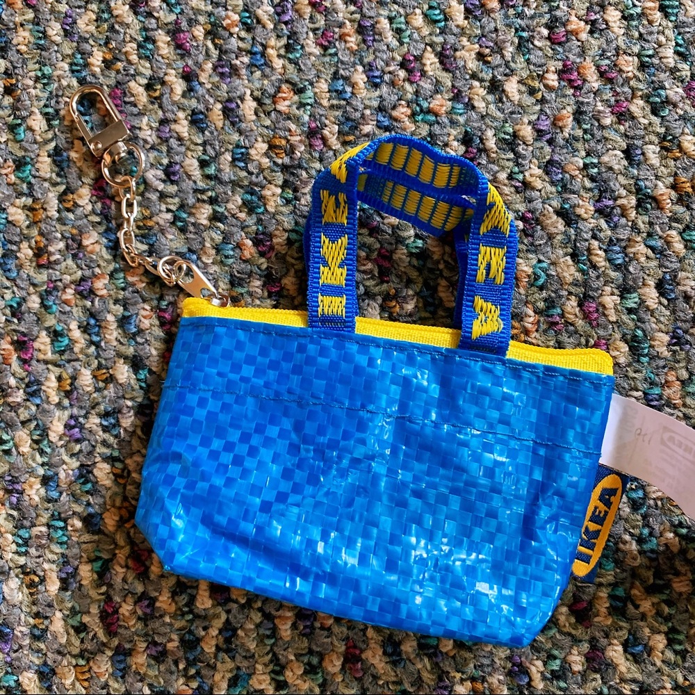 Miniature Ikea shopping bag